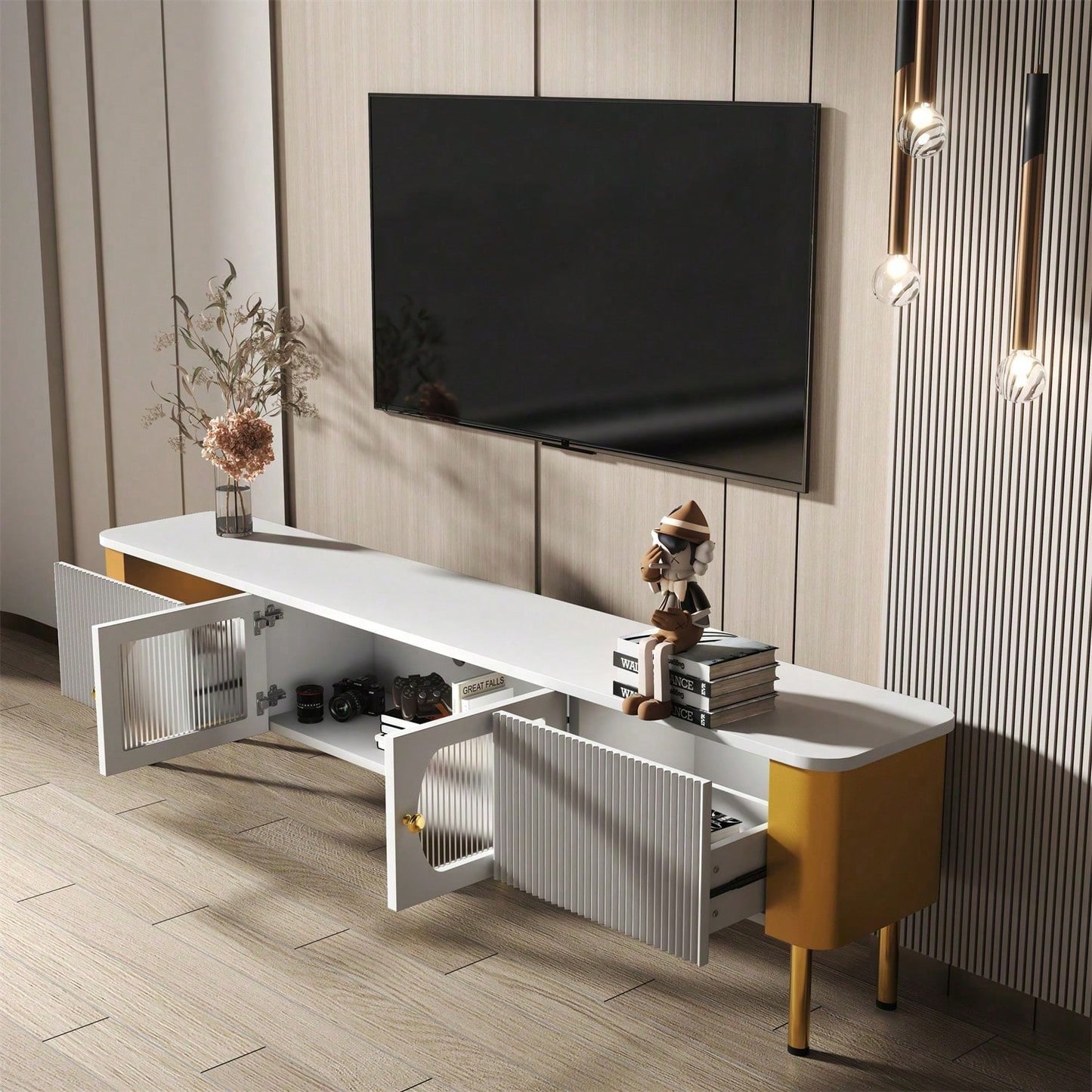 TV-Schrank mit Schubladen und speziell geformten Türverkleidungen, goldenen Griffen und Beinen, Bogenform