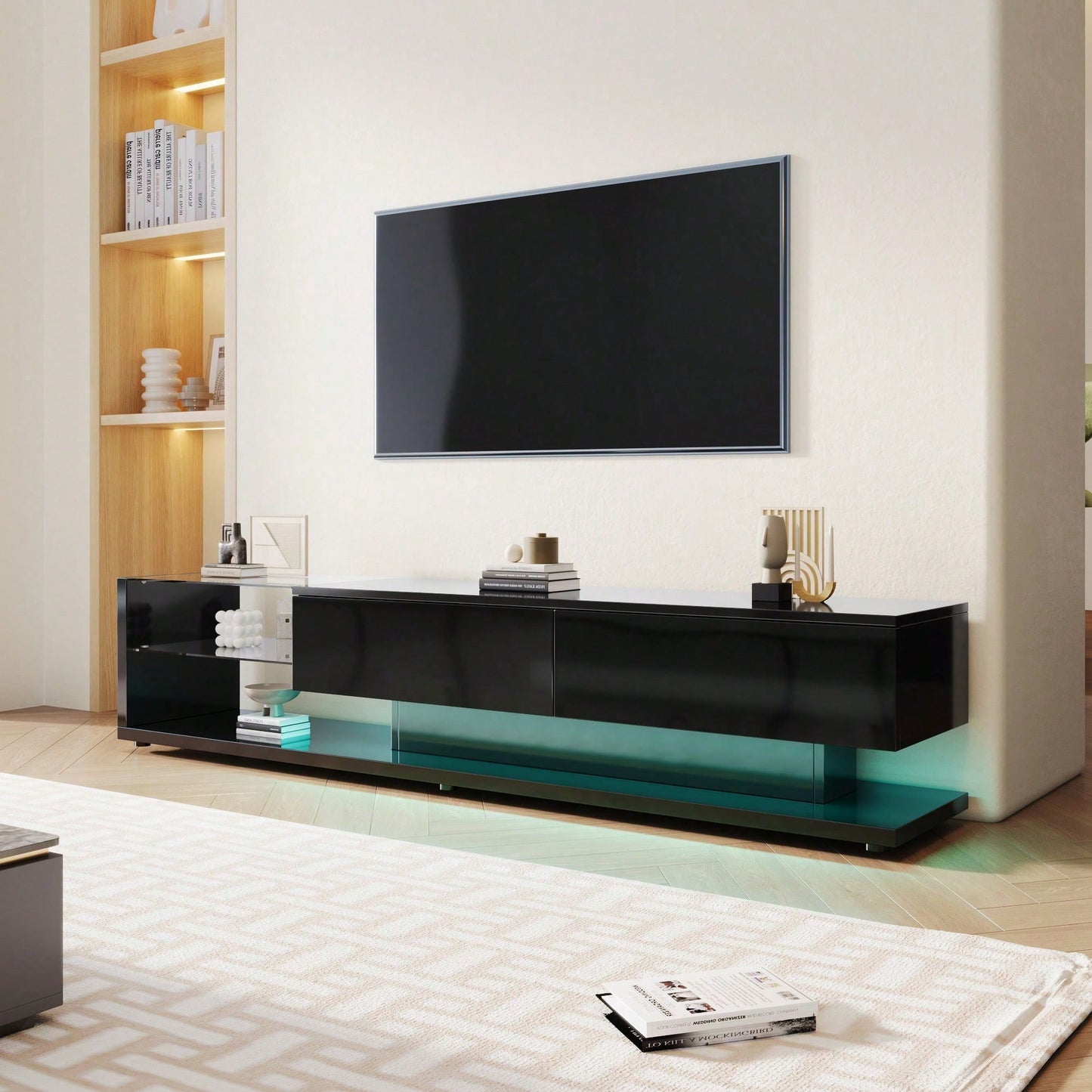 V-Schränke, Lowboards, Hochglanz-Wohnzimmermöbel. Glastrennwände und variable LED-Beleuchtung. Es verbindet natürlichen, rustikalen Stil mit modernem Design.