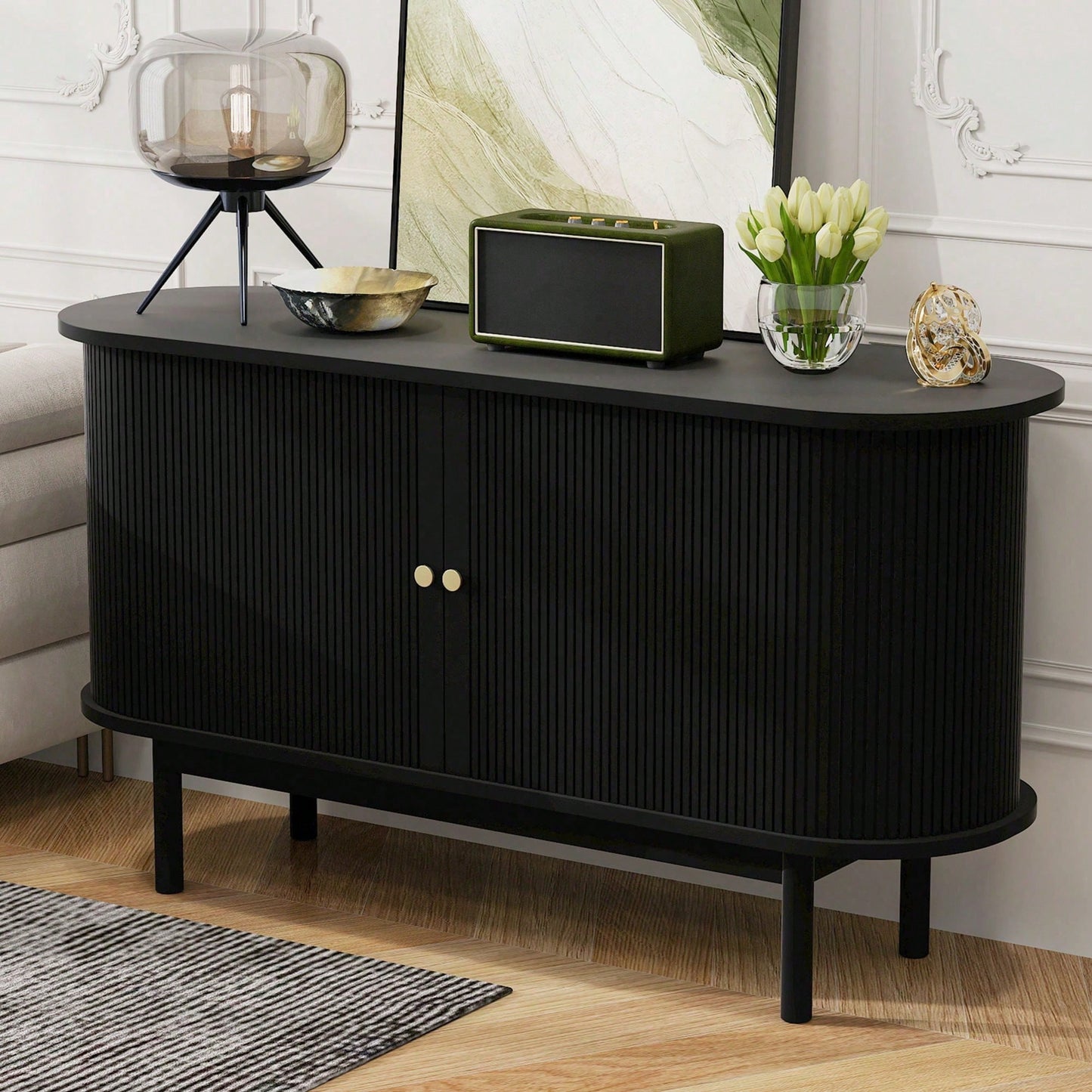 Retro Modernes Holz Sideboard, Lamellen Schrank Sideboard mit Schiebetüren und Kiefernholzbeinen, 138cm Schrank mit verstellbaren Einlegeböden fur Esszimmer, Küche, Flur, Schwarz