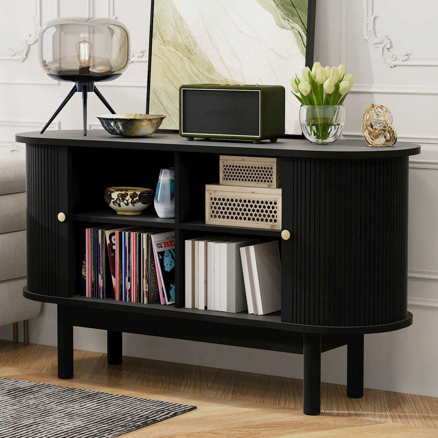 Retro Modernes Holz Sideboard, Lamellen Schrank Sideboard mit Schiebetüren und Kiefernholzbeinen, 138cm Schrank mit verstellbaren Einlegeböden fur Esszimmer, Küche, Flur, Schwarz
