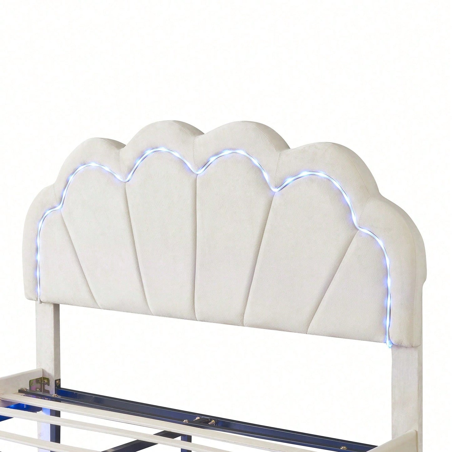 Polsterbett 140 x 200 cm, Gepolsterter Schwebebett Rahmen mit LED-Leuchten und Kopfteildesign, flächiges Doppelbett-Gästebett in hautfreundlichem Samtstoff Beige