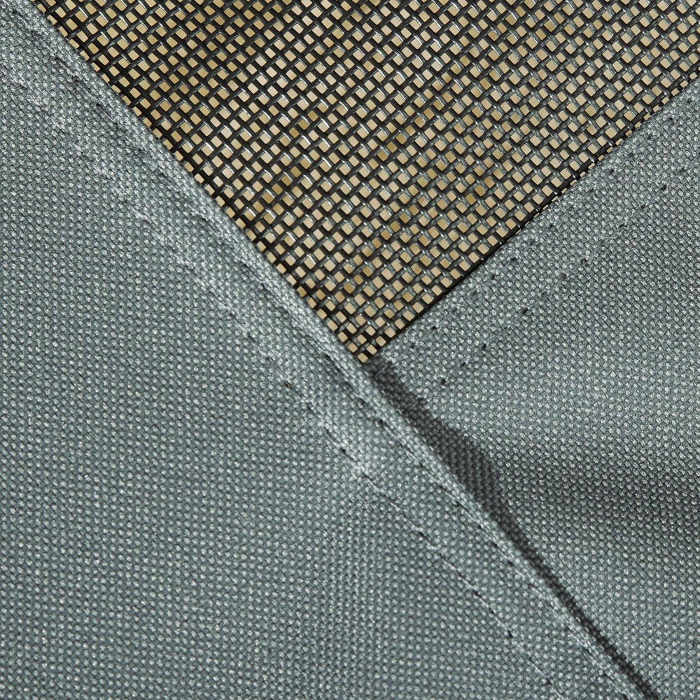 PawHut Outdoor Hundebett mit Dach, erhöhte & atmungsaktive Liege aus Taftstoff für Hunde, grau, 76x61x73 cm