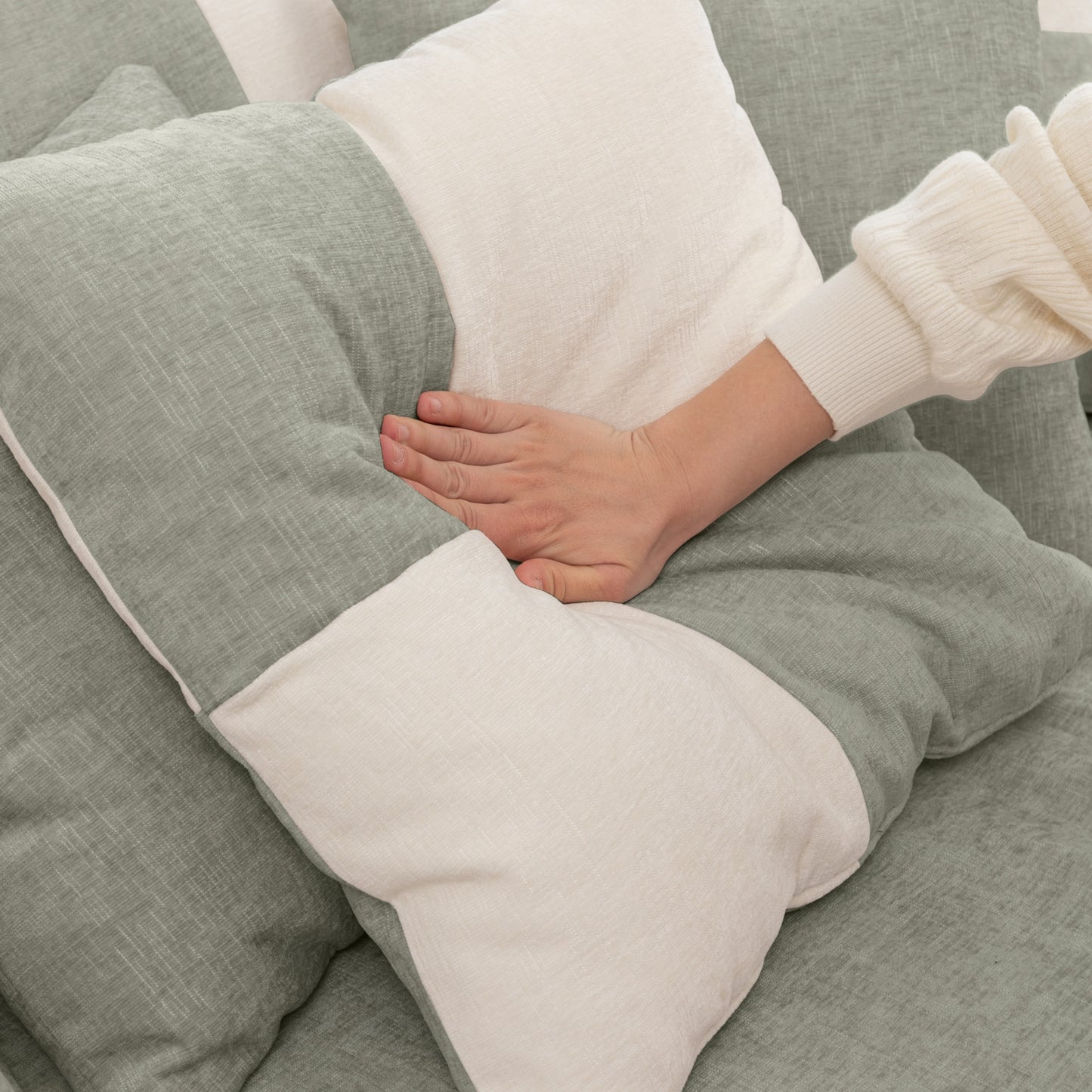 Rundes Sofa mit 5 Kissen und Hocker für Wohnzimmer und Schlafzimmer, Grün