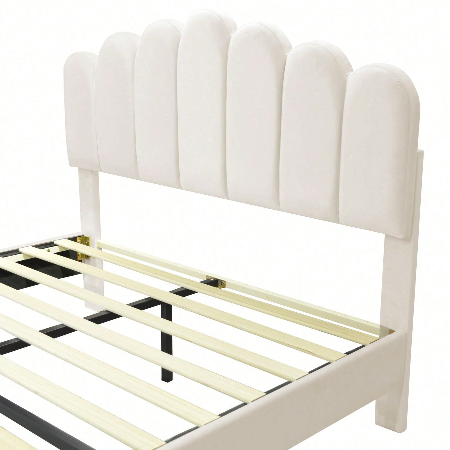 Polsterbett Doppelbett 140 x 200 cm, Bettgestell mit Kopfteil und Lattenrost, Erwachsenen-Jugendbett-Gästebett in hautfreundlichem Samtstoff Beige