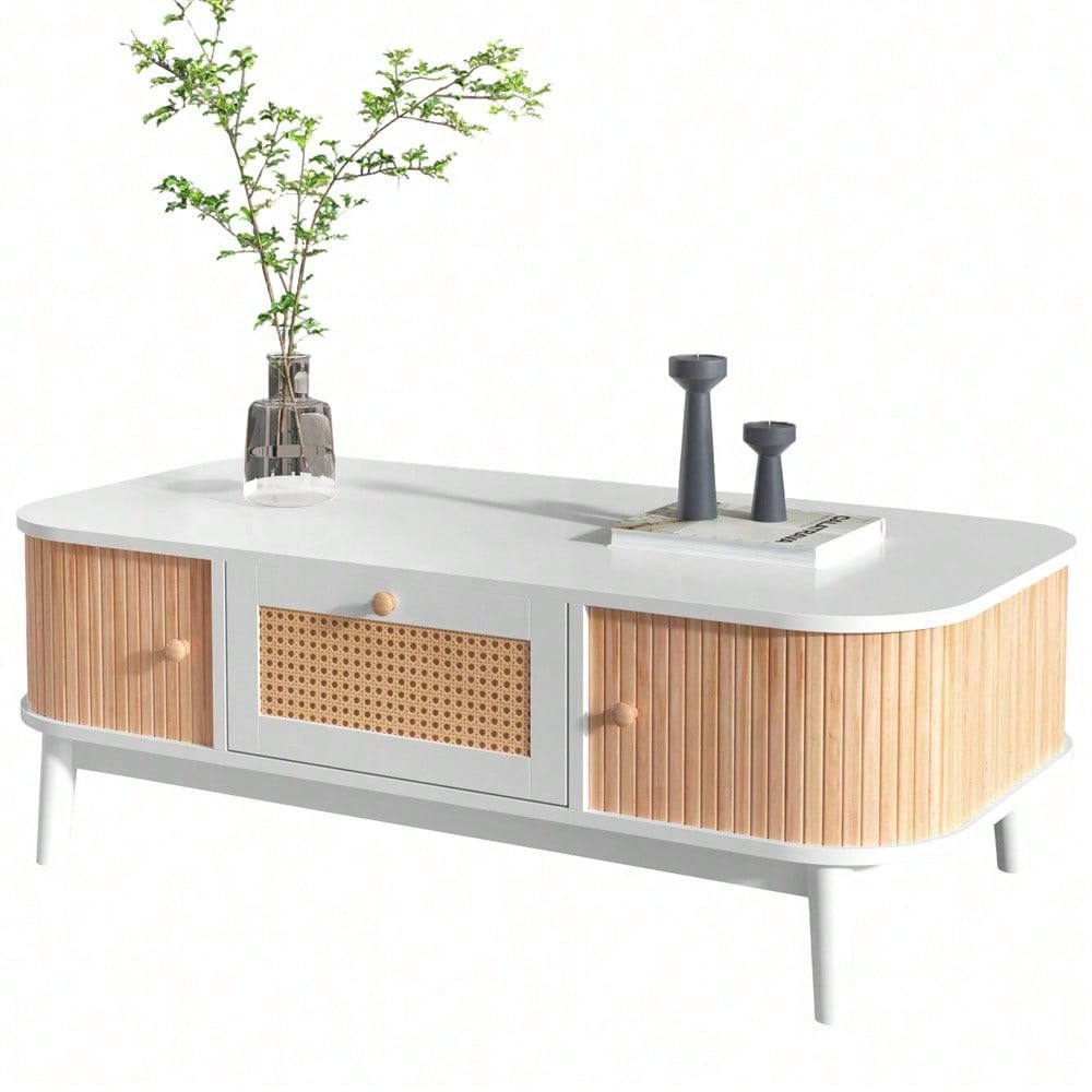 Couchtisch - Rattan-Kaffeetisch, Schubladen mit Rattan und Schiebetüren mit Massivholzlatten, Massivholzbeine, Natürlicher Landhausstil.