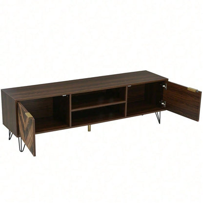 TV-Schrank mit zwei Türen, Türen aus Massivholzfurnier. TV-Schrank mit zwei Fächern, niedriges Paneel, TV-Schrank. Goldgriffe und Eisenfüße.