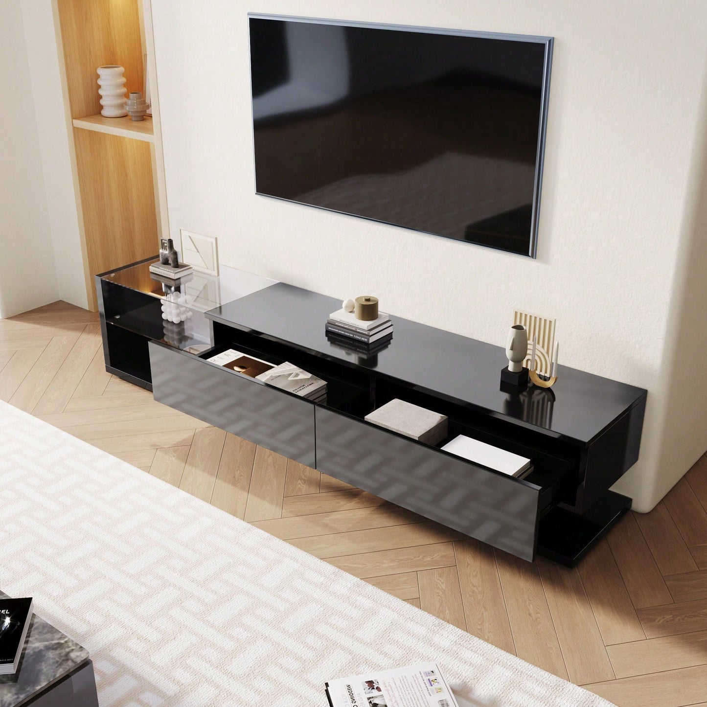 V-Schränke, Lowboards, Hochglanz-Wohnzimmermöbel. Glastrennwände und variable LED-Beleuchtung. Es verbindet natürlichen, rustikalen Stil mit modernem Design.
