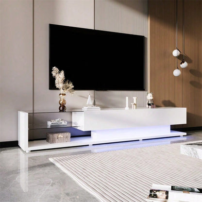 V-Schränke, Lowboards, Hochglanz-Wohnzimmermöbel. Glastrennwände und variable LED-Beleuchtung. Es verbindet natürlichen, rustikalen Stil mit modernem Design.
