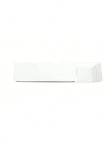 V-Schränke, Lowboards, Hochglanz-Wohnzimmermöbel. Glastrennwände und variable LED-Beleuchtung. Es verbindet natürlichen, rustikalen Stil mit modernem Design.