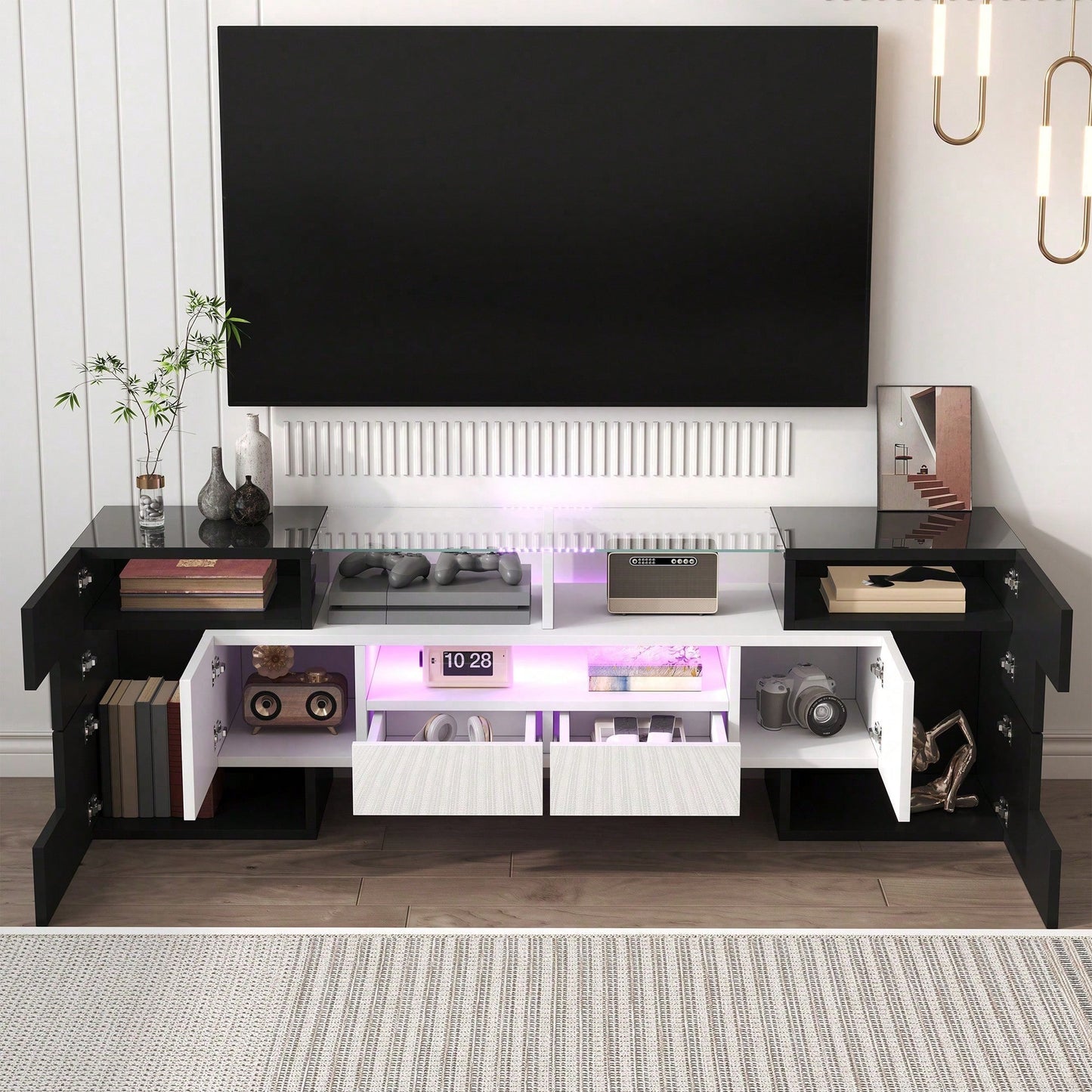 Stilvoller TV-Schrank, Lowboard. hochglänzendes Weiß, 145 cm, LED-Beleuchtung, Wohnzimmermöbel. modernes Design. elegante Glasoberfläche.