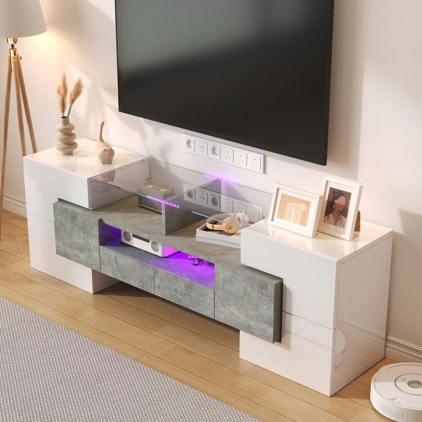 Stilvoller TV-Schrank, Lowboard. hochglänzendes Weiß, 145 cm, LED-Beleuchtung, Wohnzimmermöbel. modernes Design. elegante Glasoberfläche.