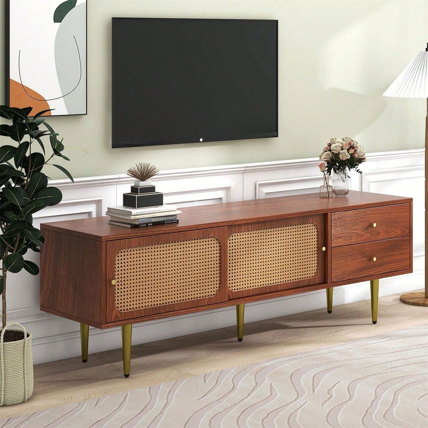 Stilvoller TV-Ständer mit Rattan-Schiebetüren und praktischen Schubladen, Nussbaum mit dunklem Kunststoff-Rattan, 2 Schubladen, 2 Rattan-Schiebetüren, 4 Fächer zur Aufbewahrung, 160*40*60cm.
