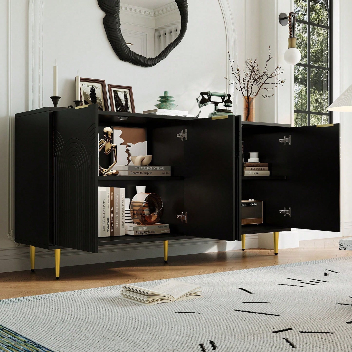 Schwarzes Sideboard mit Goldakzenten – Moderne Kommode mit 4 Türen, gebürsteten Griffen & Hochglanzbeinen (160*80*40 cm) – Eleganter Wohntresor fürs Wohnzimmer