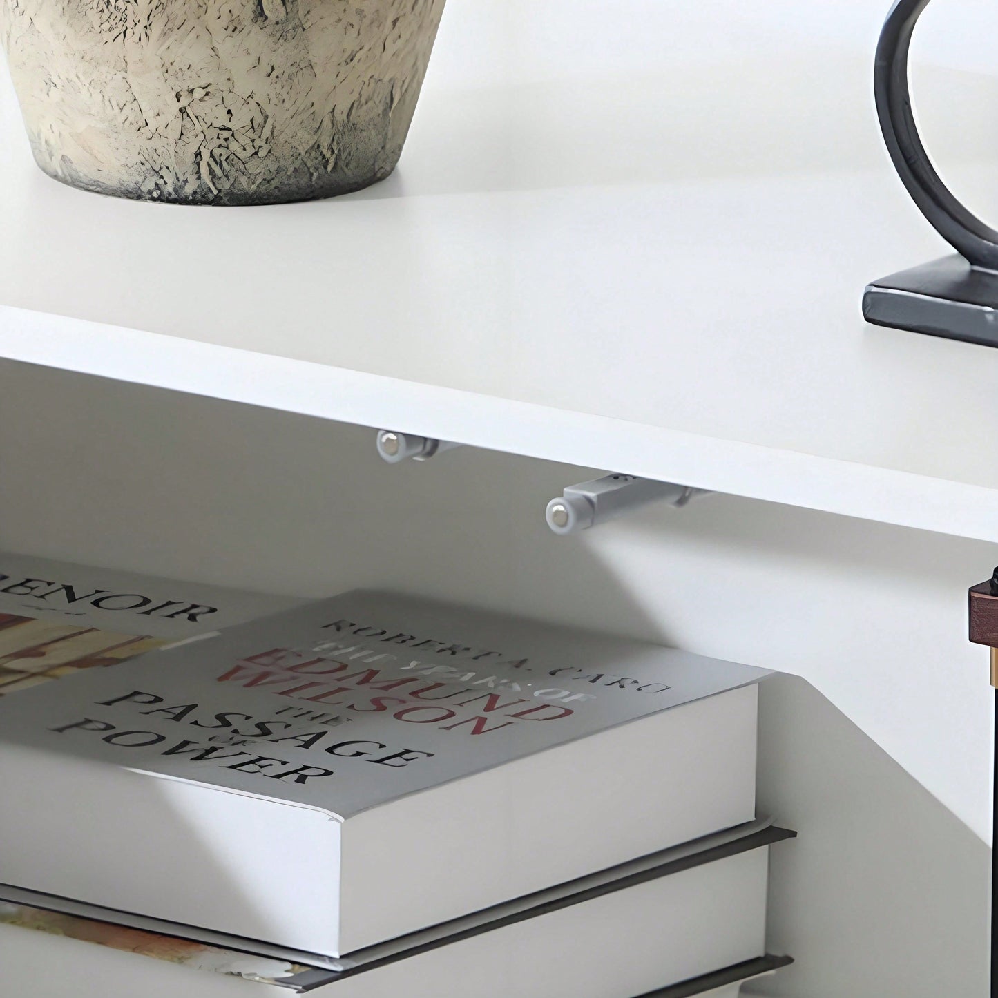 1.5m weißes modernes minimalistisches Sideboard, Aufbewahrungsschrank, Wellenmuster-Design, verstellbare Einlegeböden, 3 Schubladen, geeignet für Küche, Wohnzimmer, Korridor und andere Multi-Szene