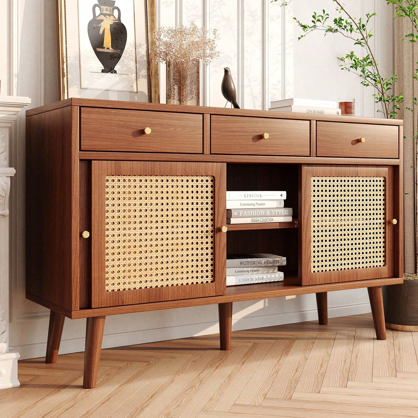 Sideboard, Kommode mit 3 Schubladen und 3 Schiebetüren, Rattangeflecht auf den Türfronten, Beine aus massivem Holz, Golden Metall Bügelgriff,verstellbare Ablagen,nussbaumfarben,120x 40x78cm