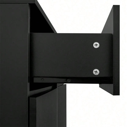 Eleganter Sideboard/Schuhschrank mit Strukturpaneelen, verstellbaren Einlegeböden und vergoldeten Verzierungen, mit Schubladen