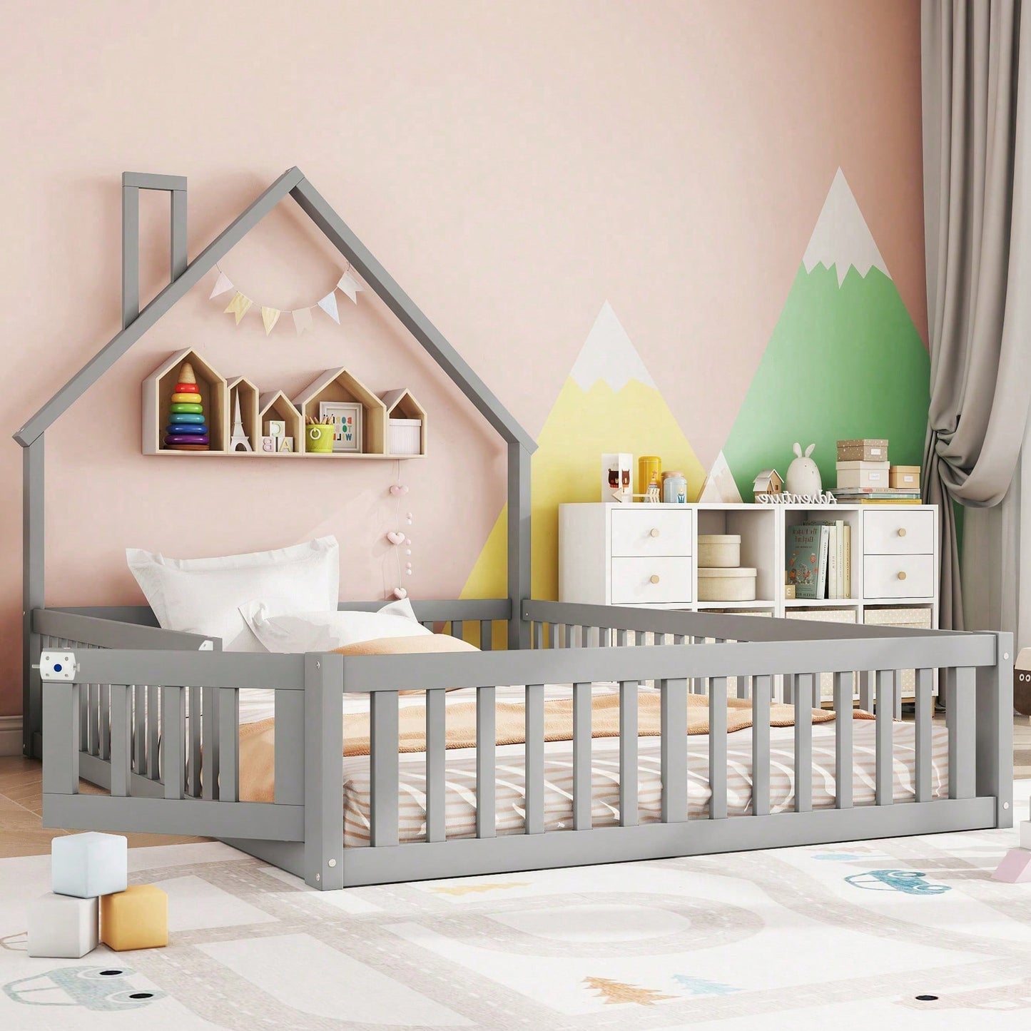 Weißes Polsterbett 140x190 cm - Kinderbett in Schornsteinform mit Lattenrost (ohne Matratze) - Minimalistisches Kiefernholz-Bett