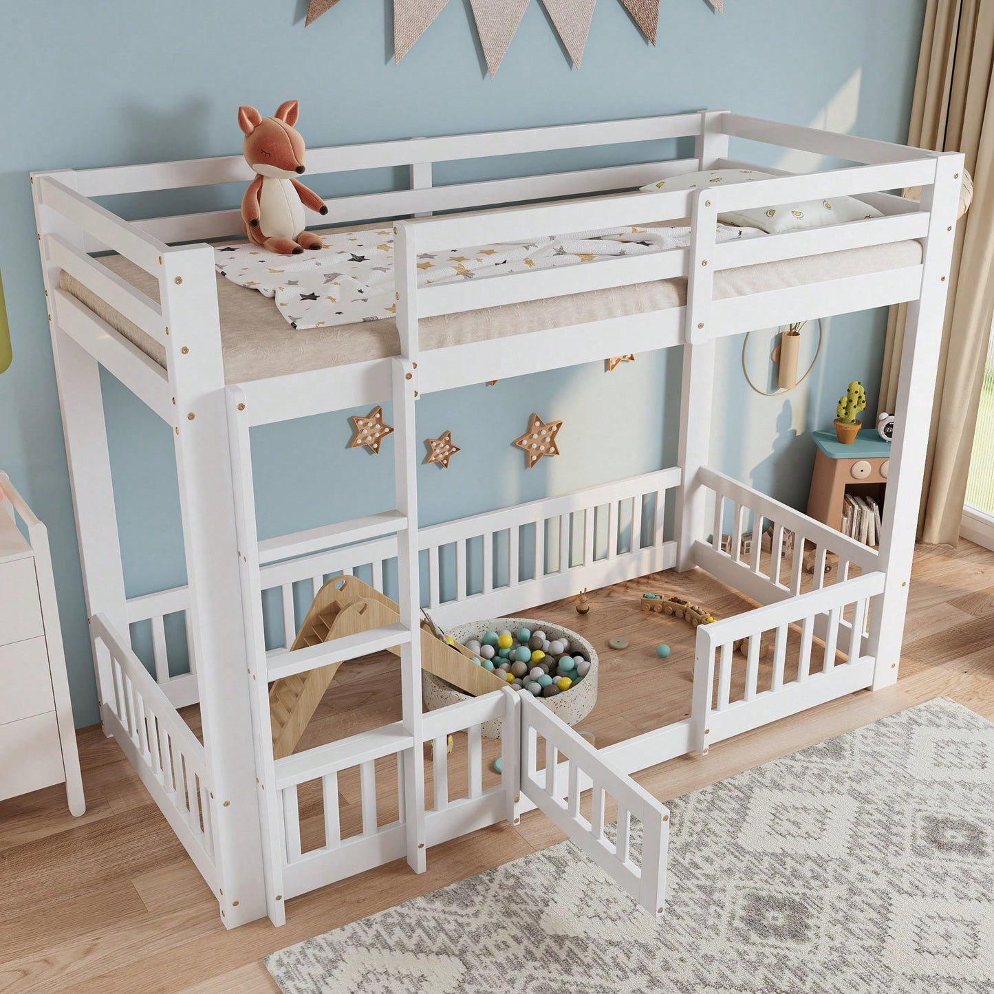 Etagenbett aus Kiefernholz & LVL 90x200 cm - Hochbett mit sicherer rechtwinkliger Treppe, Geländer und Tür - Weißes Kinderbett mit Absturzsicherung & nutzbarem Freiraum unter dem Bett