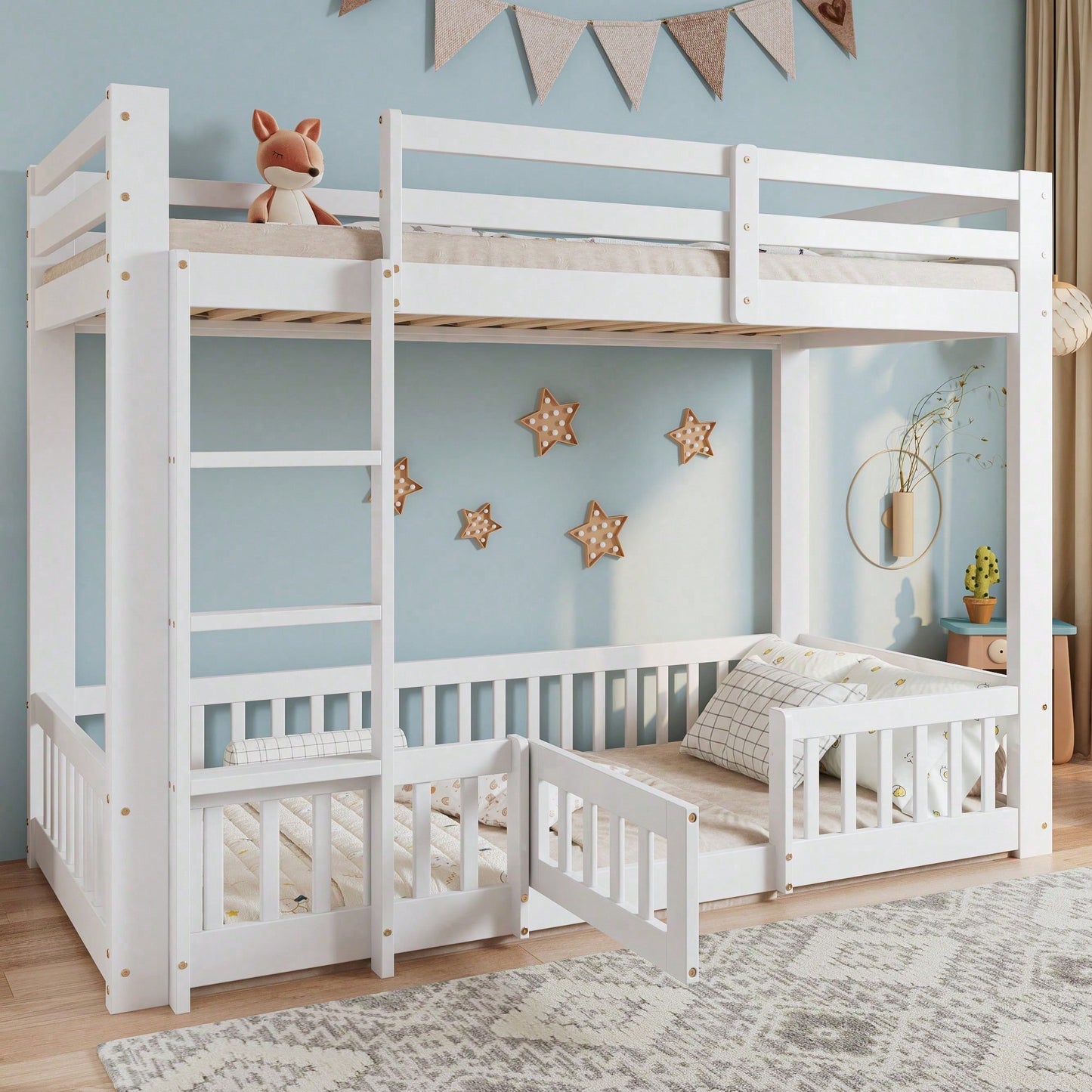 Etagenbett aus Kiefernholz & LVL 90x200 cm - Hochbett mit sicherer rechtwinkliger Treppe, Geländer und Tür - Weißes Kinderbett mit Absturzsicherung & nutzbarem Freiraum unter dem Bett