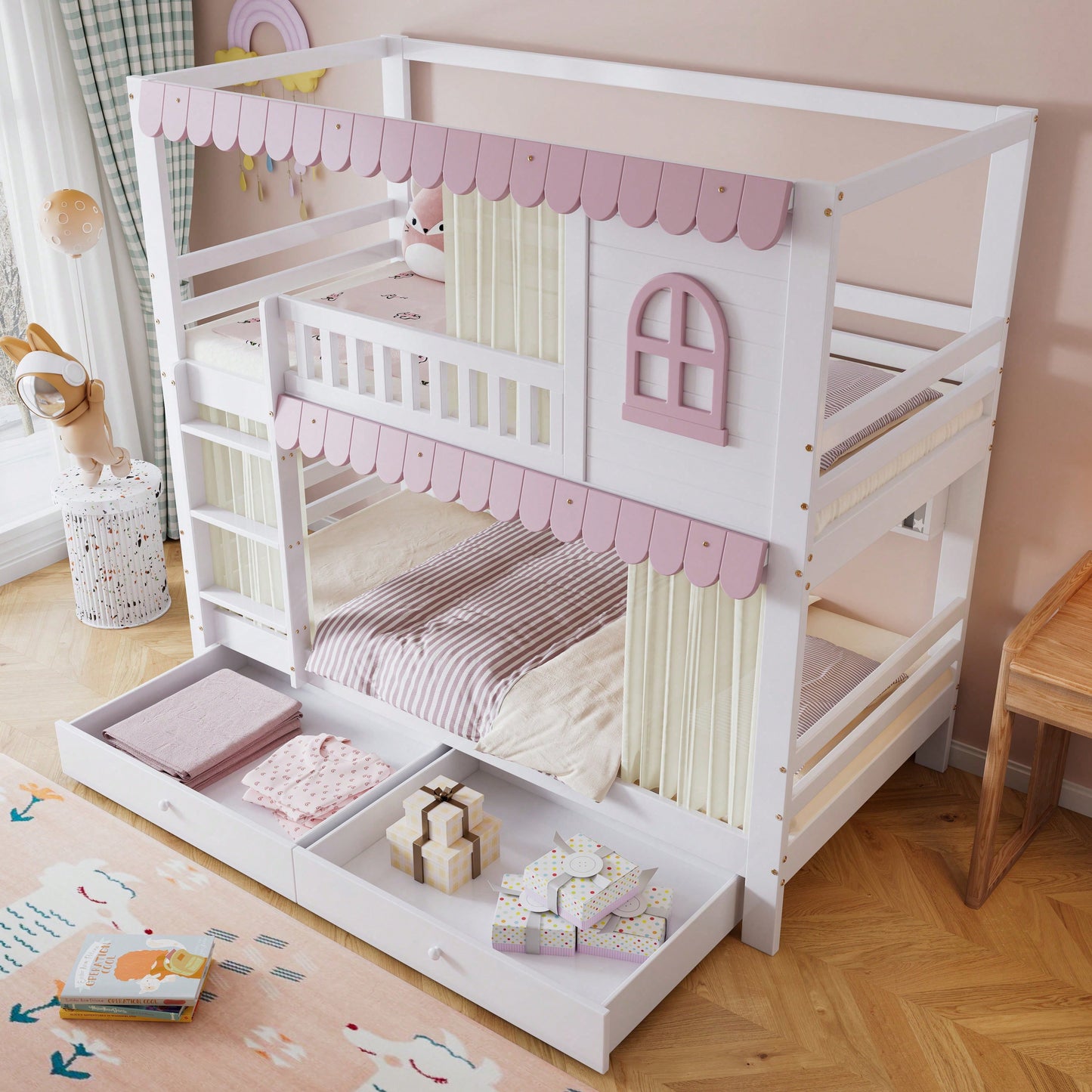 Rosa-Weißes Etagenbett mit Vorhängen – Sicherheitsgitter, 2 Rollschubladen & offenem Regal (Kiefer/MDF, 90x200 cm) – Spielbett mit Fenstern & Extra-Stauraum