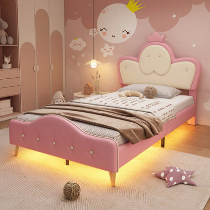 Polsterbett, Kinderbett, mit weichen Schutzkanten, Monochromer LED-Streifen, Kopfteil mit Krone, ohne Matratze, Bettfüße aus Metall, Wellenform mit Zugpunkt am Kopfende des Bettes, Einzelbett, PU, Rosa+Weiß,90x200CM