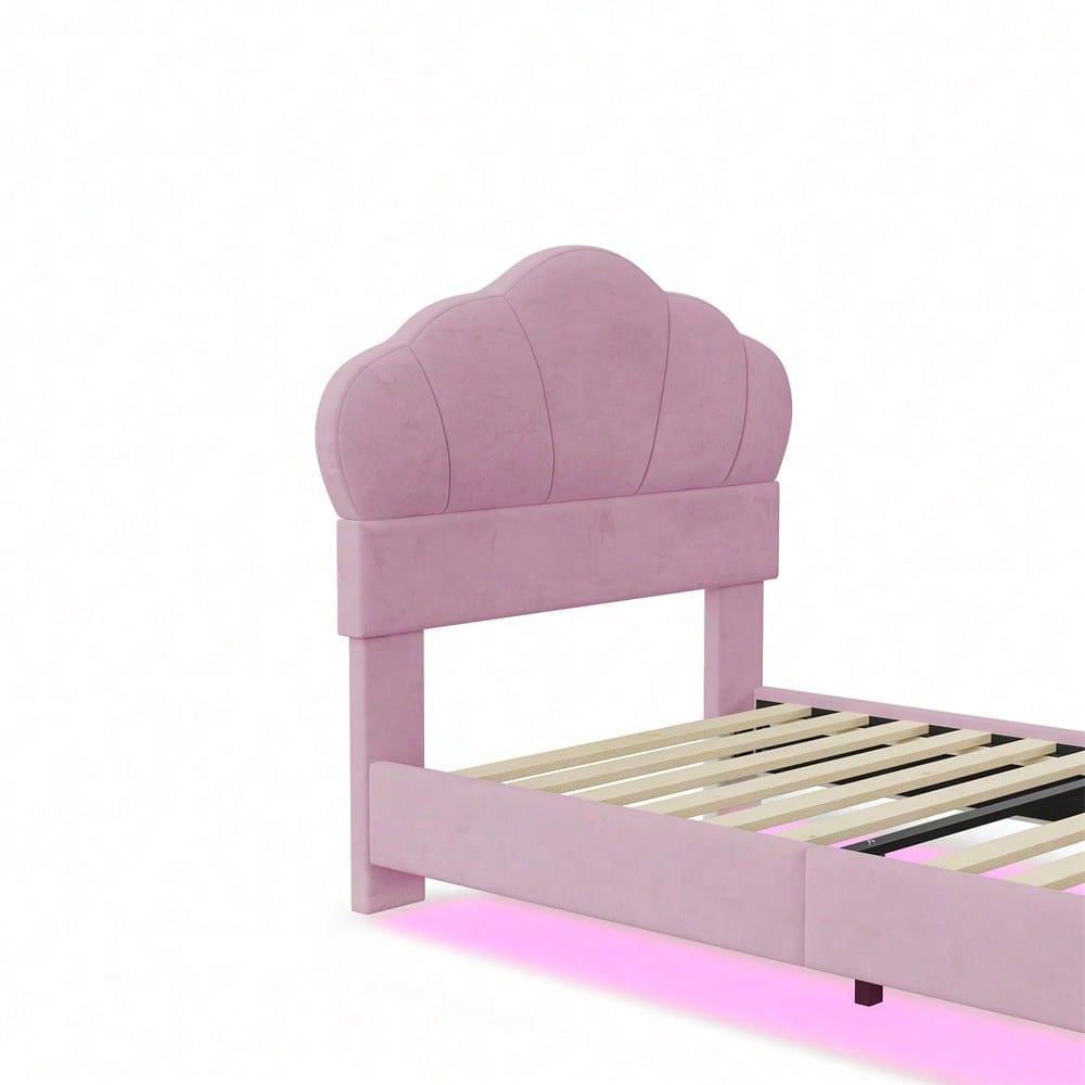 Polsterbett 90*200 cm, mit LED-Lichtleiste, Wolkenförmiges Kopfteil, Verstecktes Fußteil-Design, Kinderbett, Jungen- und Mädchenbett, Jugendbett, Samtstoff, Beige