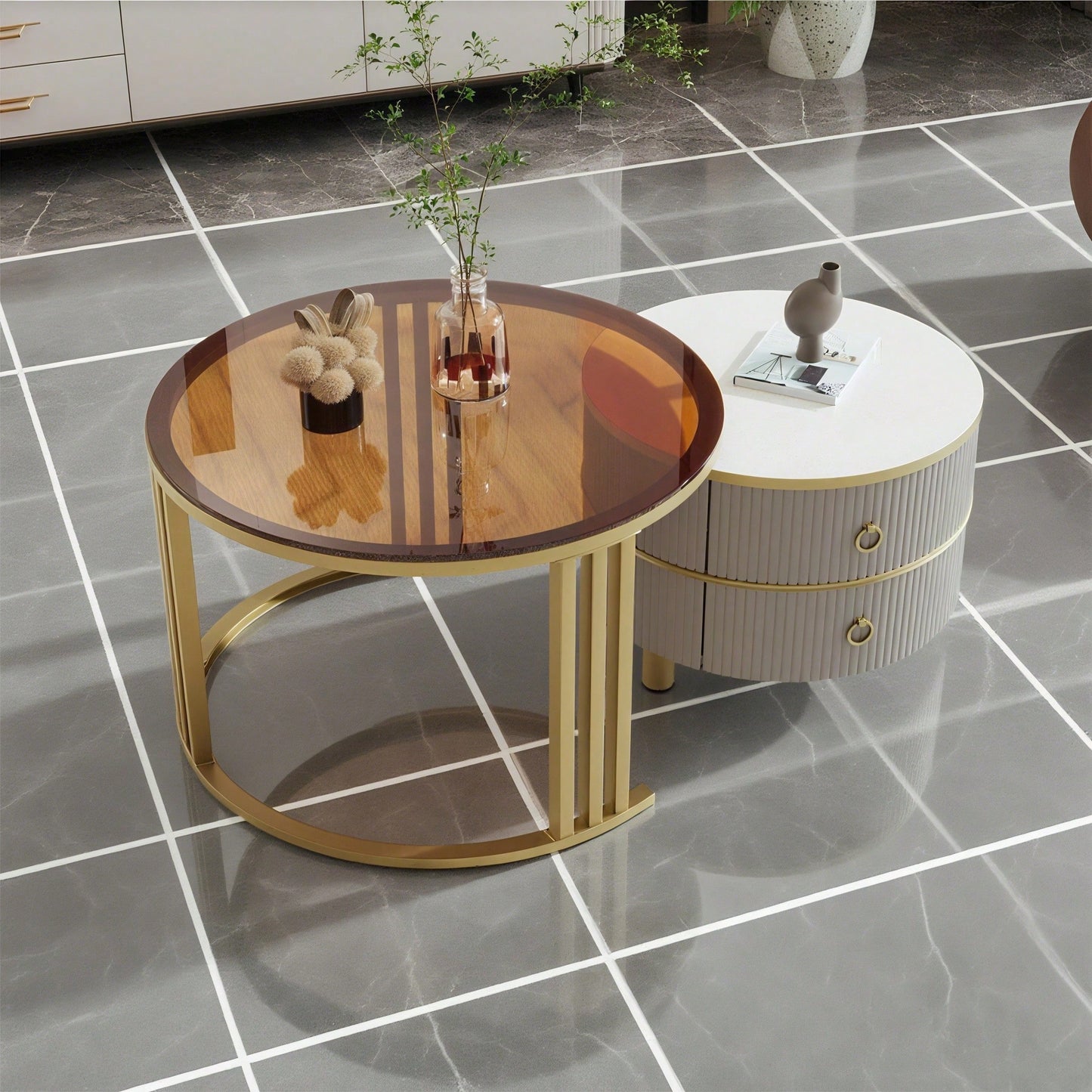 2-in-1 runder MDF-Couchtisch, Beistelltisch mit 1 Hochglanz-Tischplatte und 1 brauner Tischplatte aus gehärtetem Glas, Wohnzimmer-Couchtischkombination mit 2 Schubladen, 70*70*45 + 50*50*40 cm