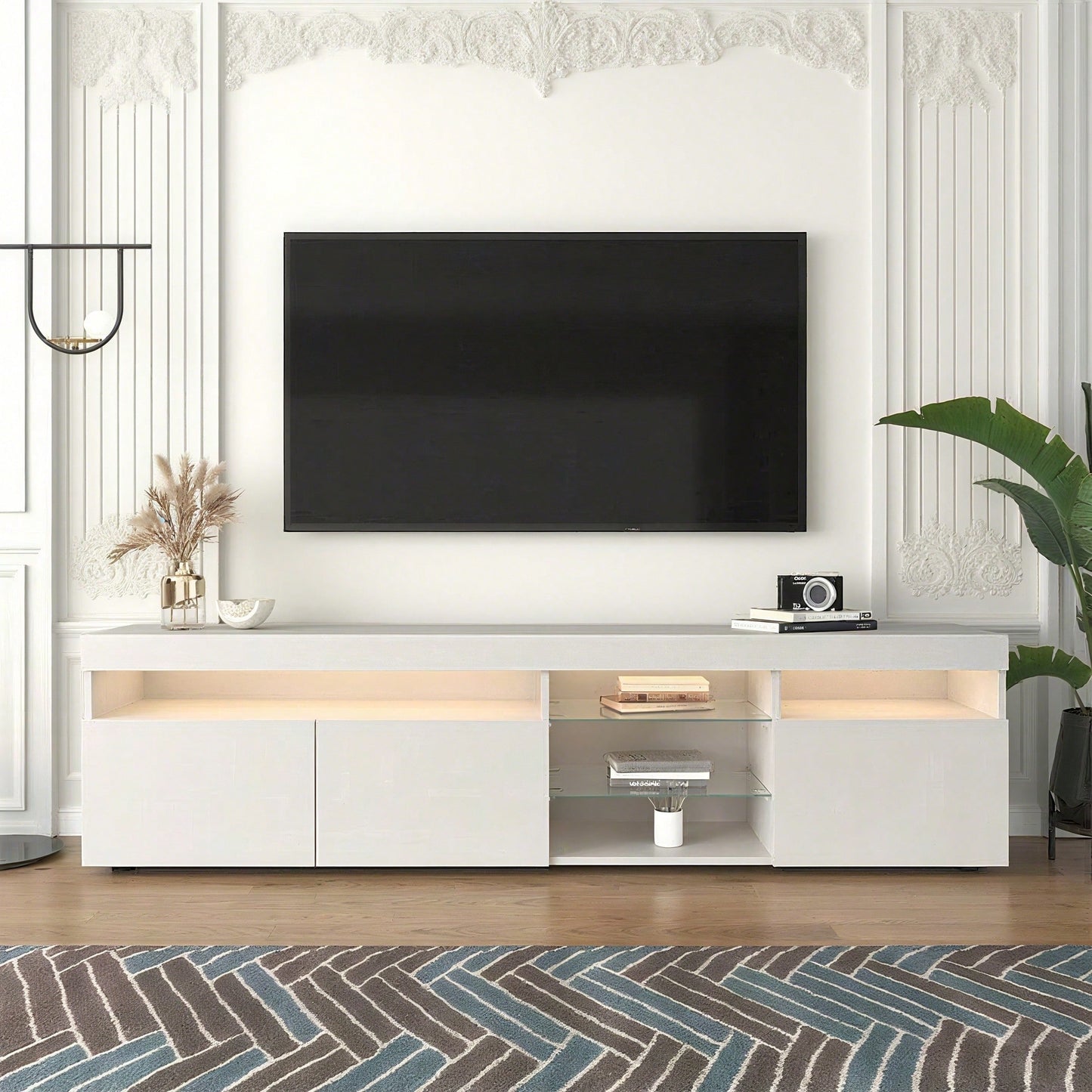 Weißer moderner TV-Schrank, helles Panel, variable LED-Beleuchtung, Wohn- und Esszimmer 180cm