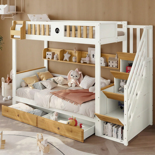 Etagenbett, Reichlich Stauraum, Rahmen aus Kiefernholz und MDF, Kinderbett mit 4 Schließfächer in der Treppe, mit Fallschutzgitter und 2 Schubladen, Offenes Regal, Weiß+Natur, 90x200cm