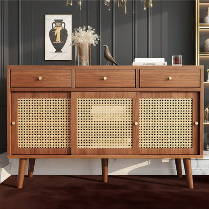 Sideboard, Kommode mit 3 Schubladen und 3 Schiebetüren, Rattangeflecht auf den Türfronten, Beine aus massivem Holz, Golden Metall Bügelgriff,verstellbare Ablagen,nussbaumfarben,120x 40x78cm