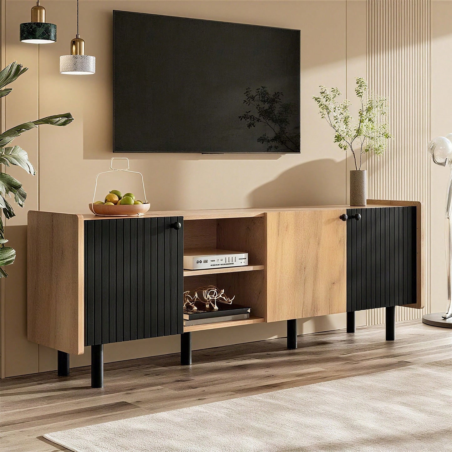 160 cm Schwarzer und Holzfarbener TV-Schrank – Moderner Stil mit Drei Türen und Zwei Offenen Fächern