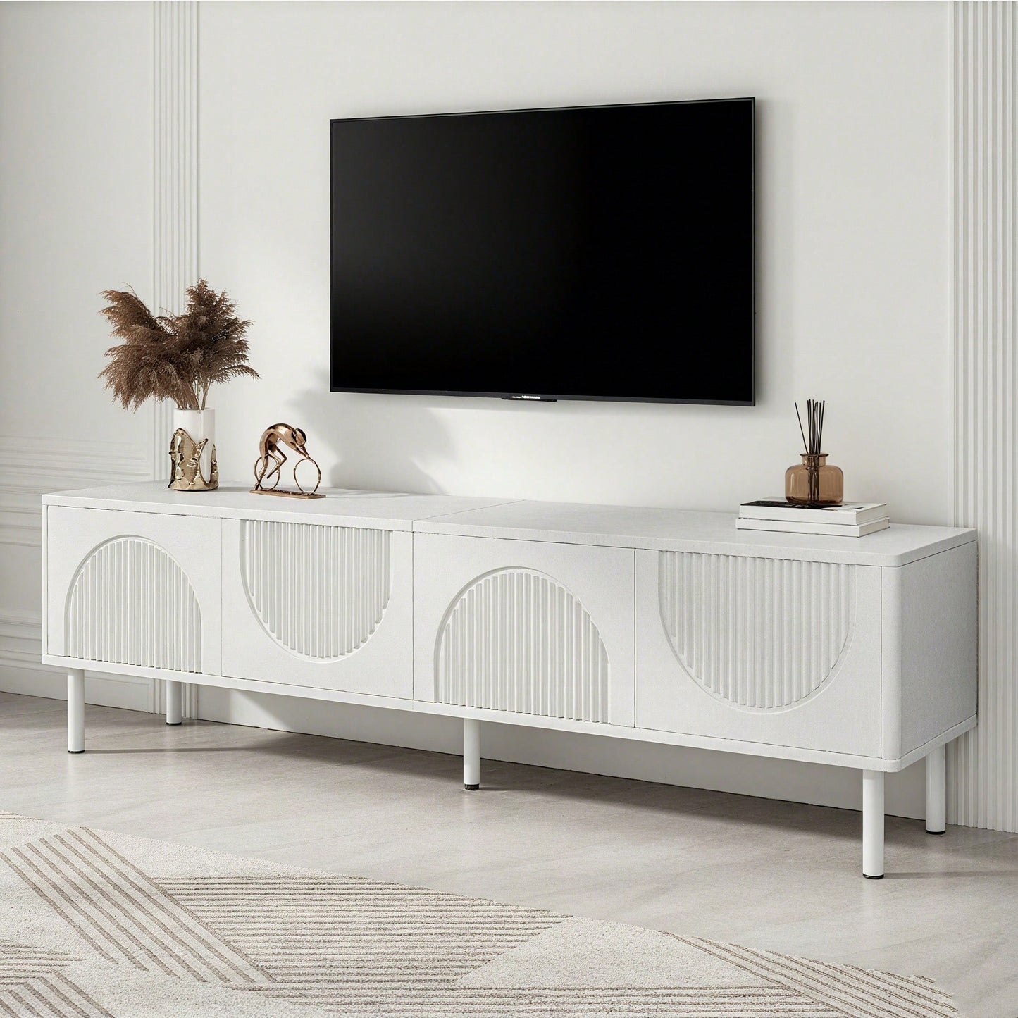 TV-Lowboard 180 cm Breite mit Stauraum - Modernes Medienboard in minimalistischem Design mit matter Oberfläche & integriertem Kabelmanagement - Für Wohnzimmer, Schlafzimmer oder Flur (Hochwertige TV-Konsole)