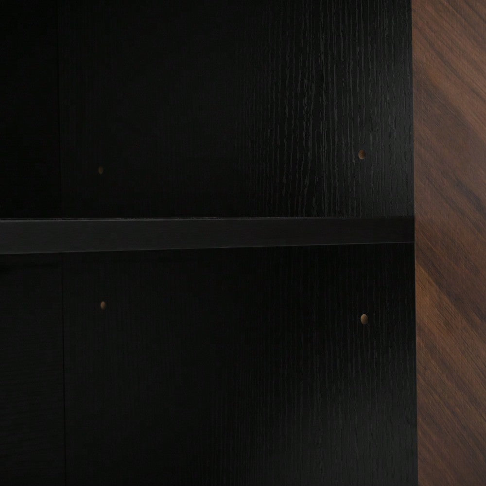 Modernes Sideboard mit Fischgrätmuster – Buffet Schrank mit 4 Türen & höhenverstellbaren Regalen – MDF Holz & Metallfüße – Stauraum für Wohnzimmer, Flur & Esszimmer