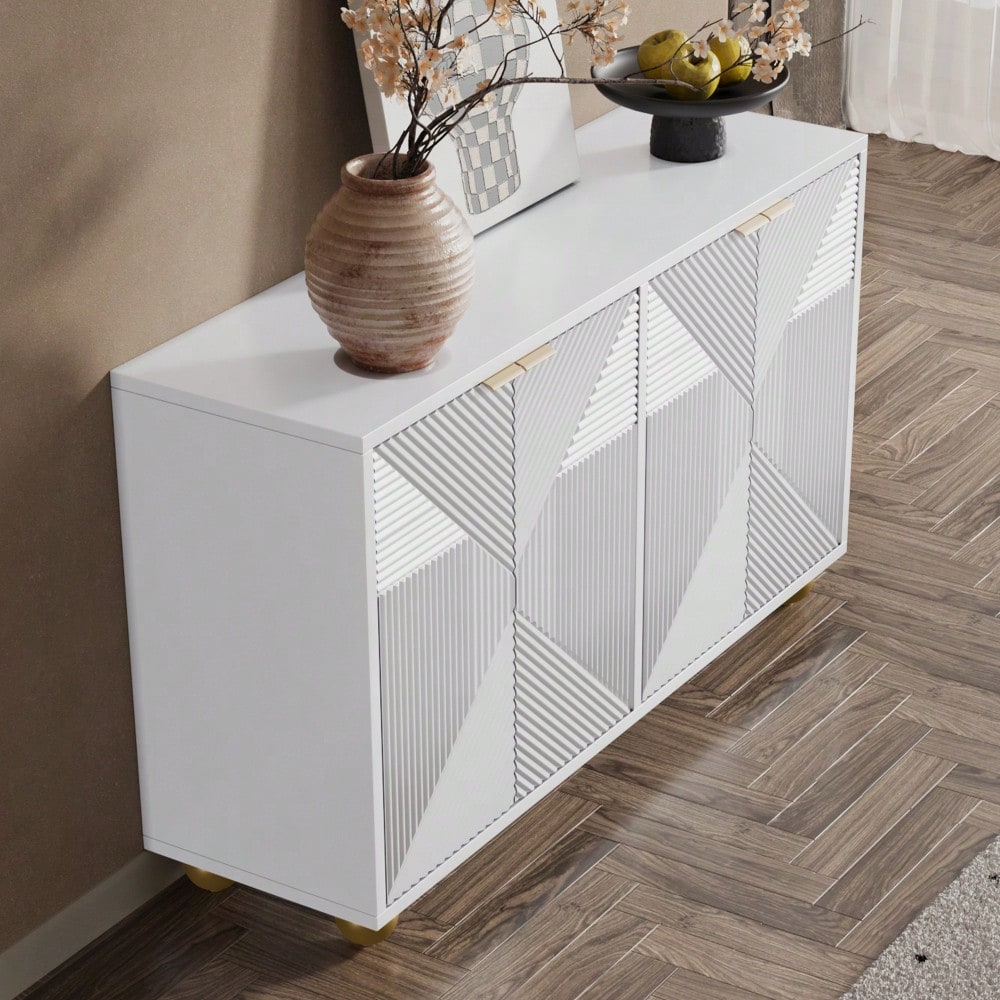 Sideboard mit vier geformten Türen, verstellbaren Innenböden, Metallgriffen und kugelförmigen Beinen