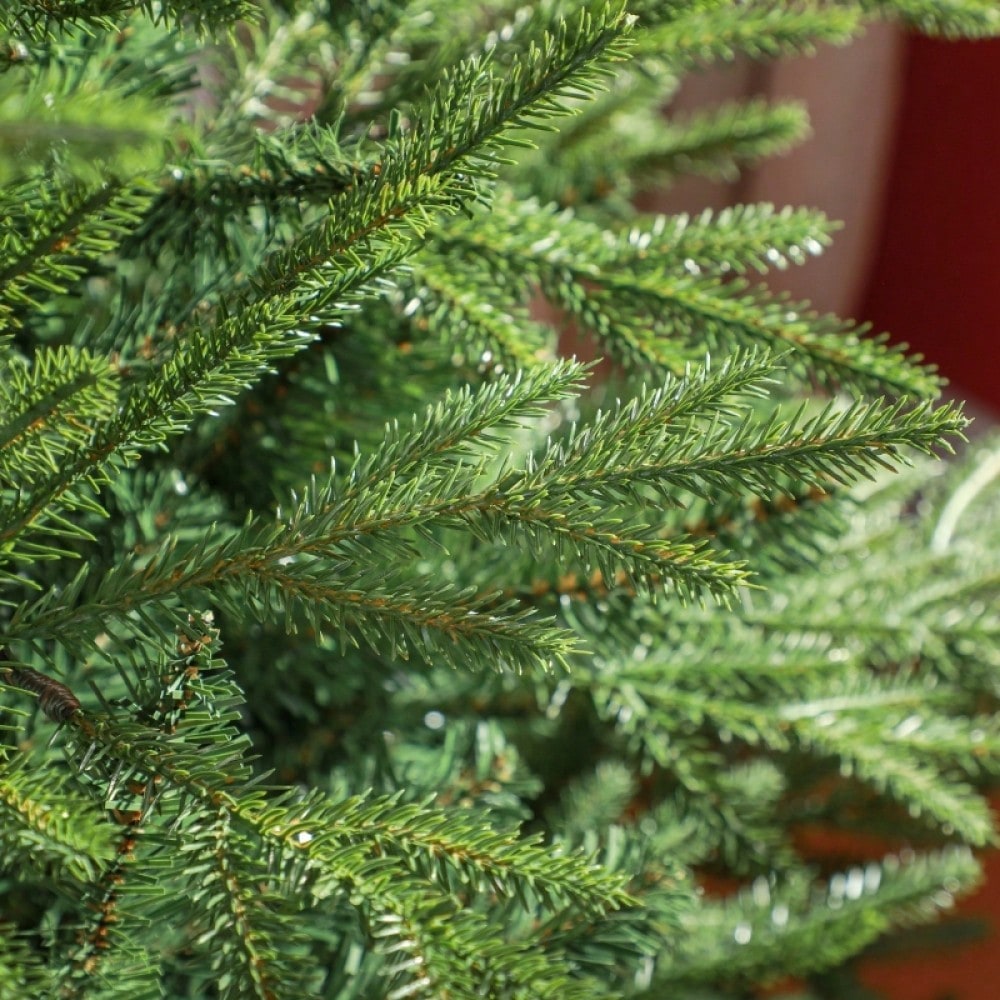 Künstlicher Weihnachtsbaum 150 cm mit natürlicher Optik, schneller Aufbau inkl. Ständer, flammhemmend aus Kunststoff/Metall - von HOMCOM