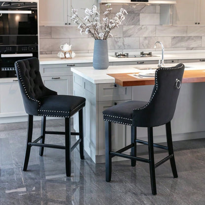 2er-Set Samt Barhocker mit Knopfsteppung & Holzbeinen | Chrom-Nagelkopfeinsätze & höhenverstellbar | Moderne Barhocker für Küche, Wohnzimmer in Schwarz | DE2002BK