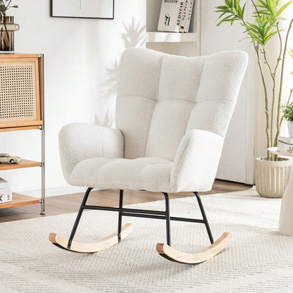 Schaukelstuhl mit Fußhocker in Weiß | Ergonomischer Loungesessel aus Gummibaumholz | Max. 150 kg Belastbarkeit | 92 cm Höhe, 65 cm Sitzbreite