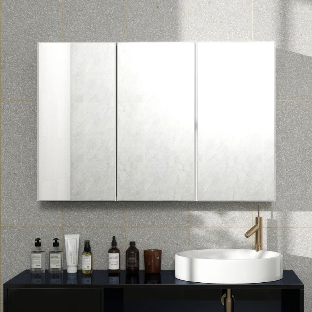 Spiegelschrank mit 3 Spiegeltüren für Badezimmer, Wandmontage 90x15,5x60 cm, aus Spanplatte, weiß - von HOMCOM