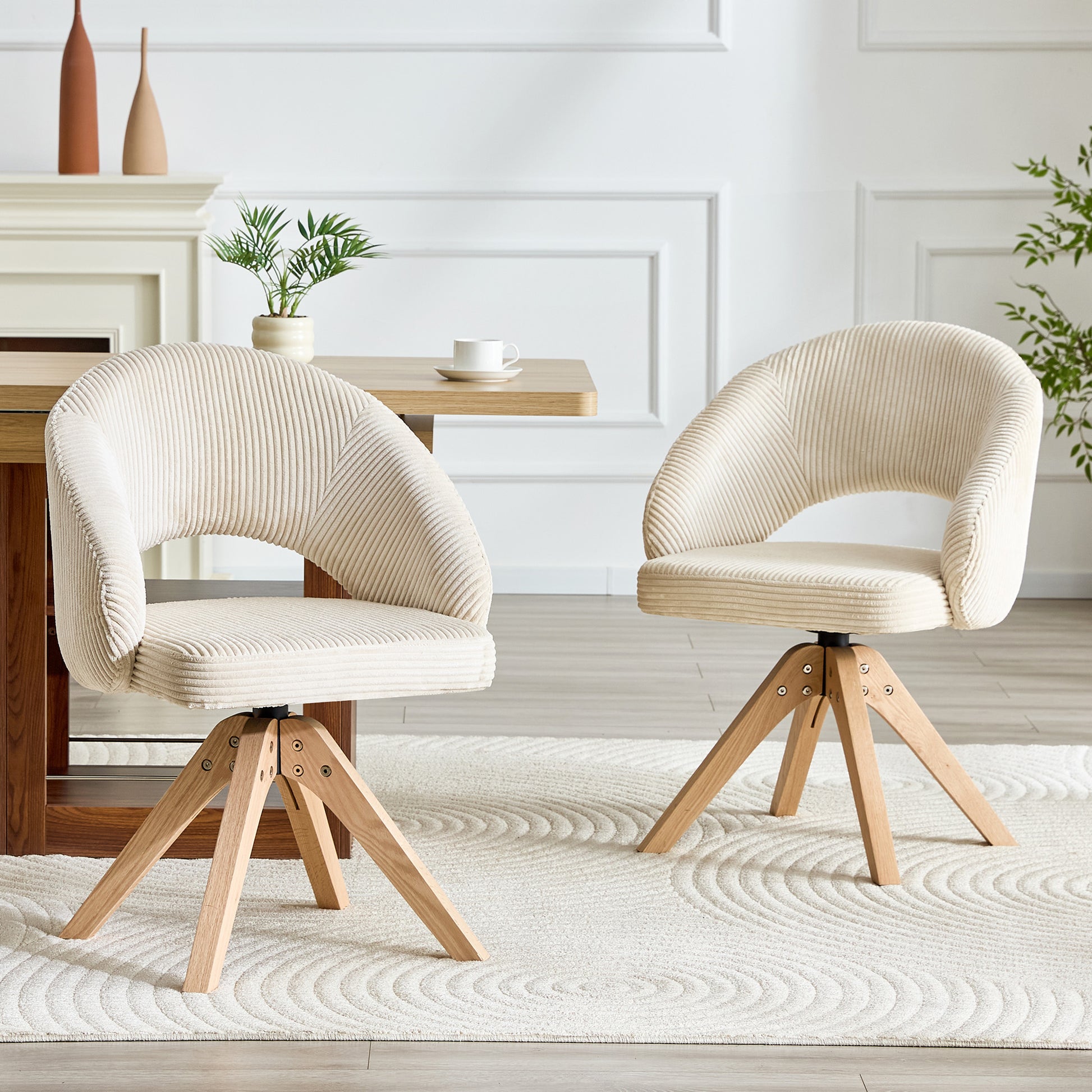 2er-Set Retro-Luxus-Drehstühle.Weißer Stoff mit vertikaler Streifenstruktur und Massivholzbeinen,360° leise Drehfunktion und umschließender gewölbter Rückenlehne.Geeignet für Esszimmer und Wohnzimmer.