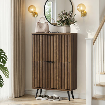 60 cm Schuhschrank aus Walnussholz – Freistehende Schuhaufbewahrung im Mid-Century-Modern-Stil mit zwei Klappfächern und gerilltem Design – Ideal für Flure und Eingangsbereiche
