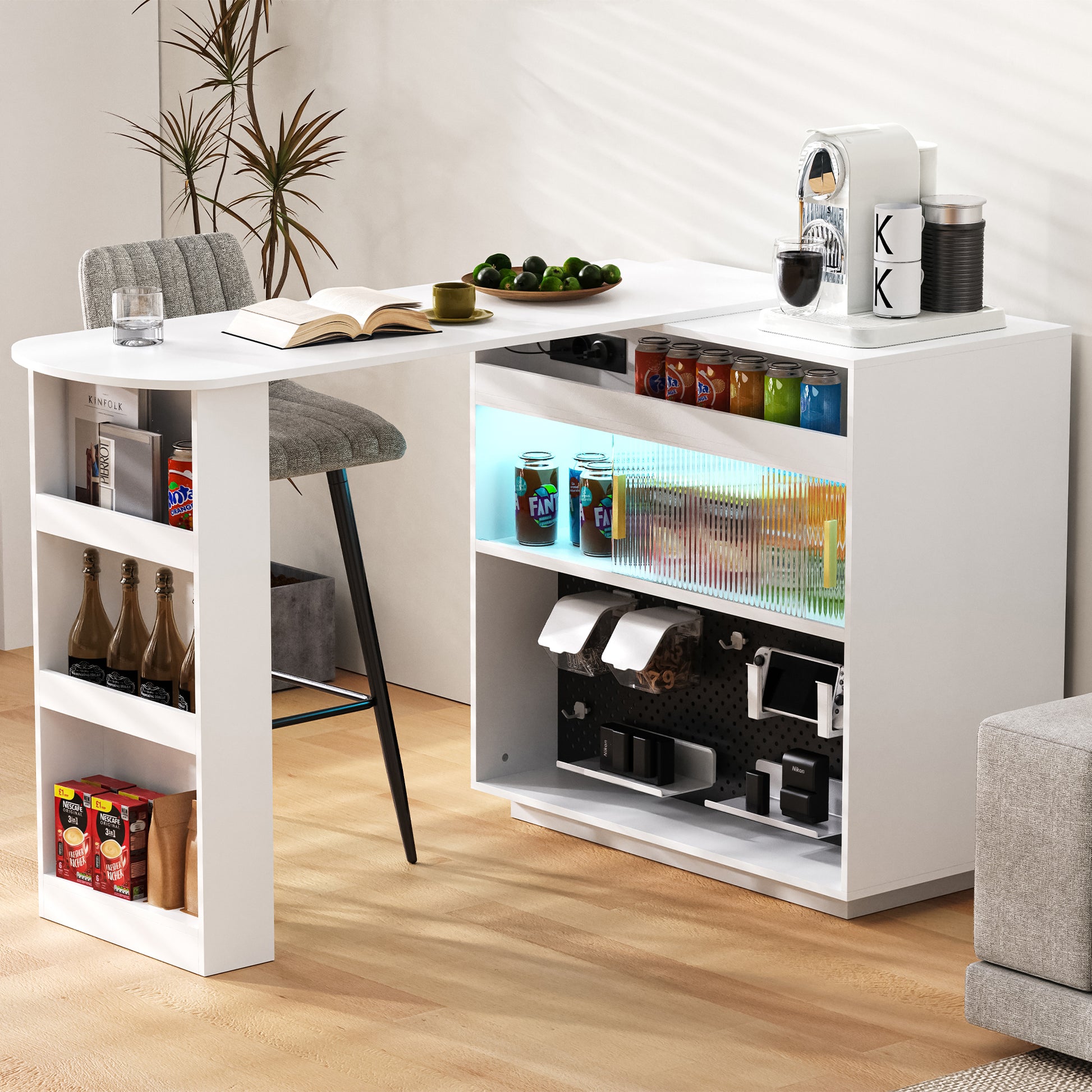 Gigab2b original image - Moderner Bartisch, Ausziehbar 360° Drehbare Sideboard mit Stauraum und LED-Beleuchtung, Reversibel Sideboard mit Lochbrett und Steckdosen, Bartisch für Küche und Esszimmer (Weiß)