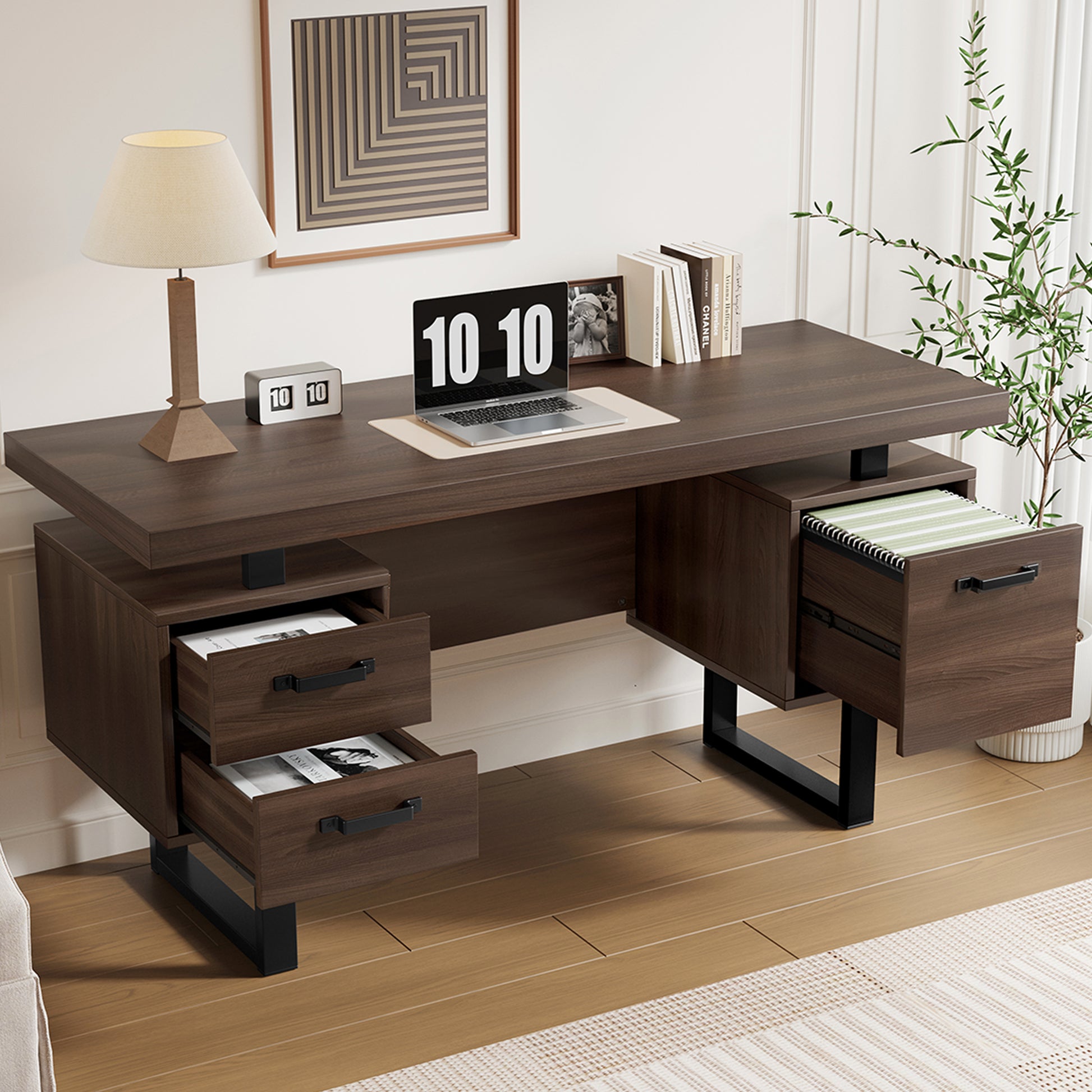 135 x 54 cm einfacher Büroschreibtisch, MDF und hochwertiges Stahlrohr, geräuschlose Schublade, Ordnerschublade, spritzwassergeschützte, geräumige Schreibtischplatte, effiziente Aufbewahrung, braun