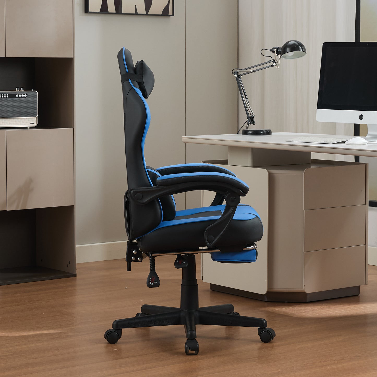 Smart and Cool Gaming Chair