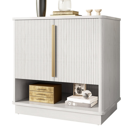 Gigab2b original image - Moderner Schuhschrank Weiß mit 2 Türen und offenem Fach – Platzsparender Flurschrank mit Holzoptik und goldfarbenen Griffen – Schuhregal für Eingangsbereich, Flur oder Schlafzimmer (60×40×61 cm)