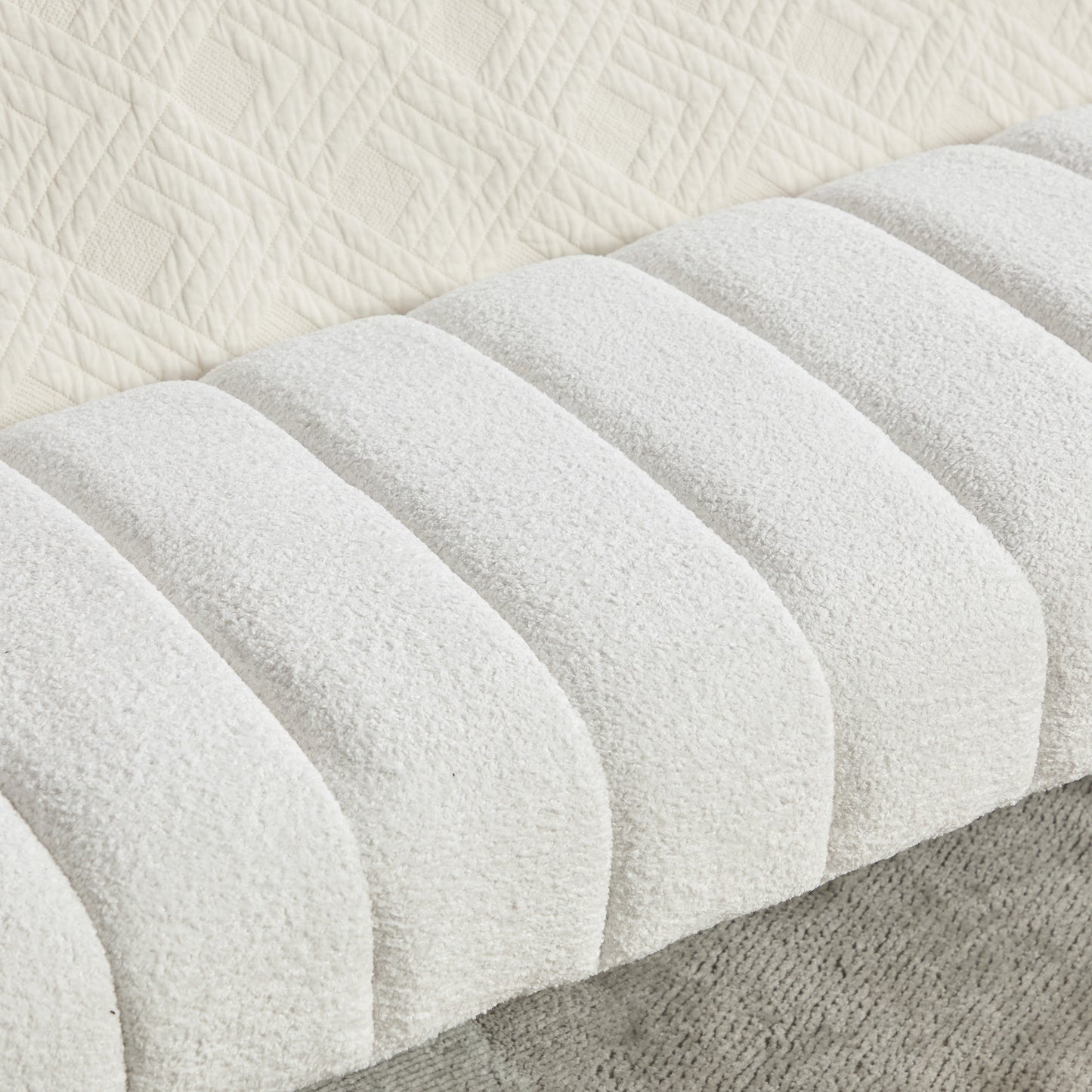 Moderner armlehnloser Chenille-Polsterbettbank mit Rillenpolsterung, Chaiselongue & Hocker für Wohnzimmer, Schlafzimmer, Eingangsbereich,Ivory