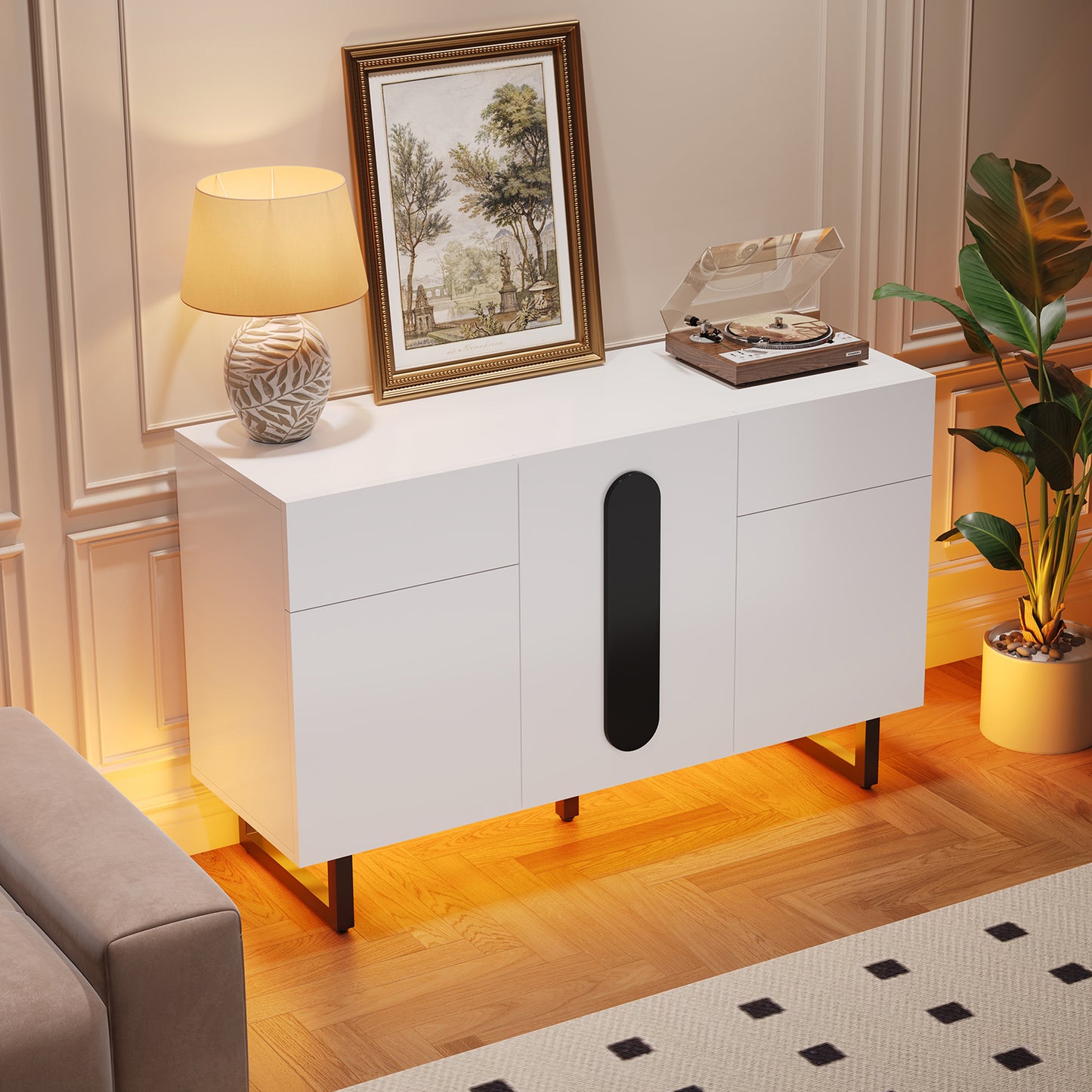 Gigab2b original image - Modernes Sideboard 120 cm mit großem Stauraum, Schubladen & Türen – Weiß mit schwarzen Griffen & Metallbeinen, vielseitig einsetzbar im Esszimmer, Wohnzimmer oder Küche – Stilvoll, praktisch & stabil.