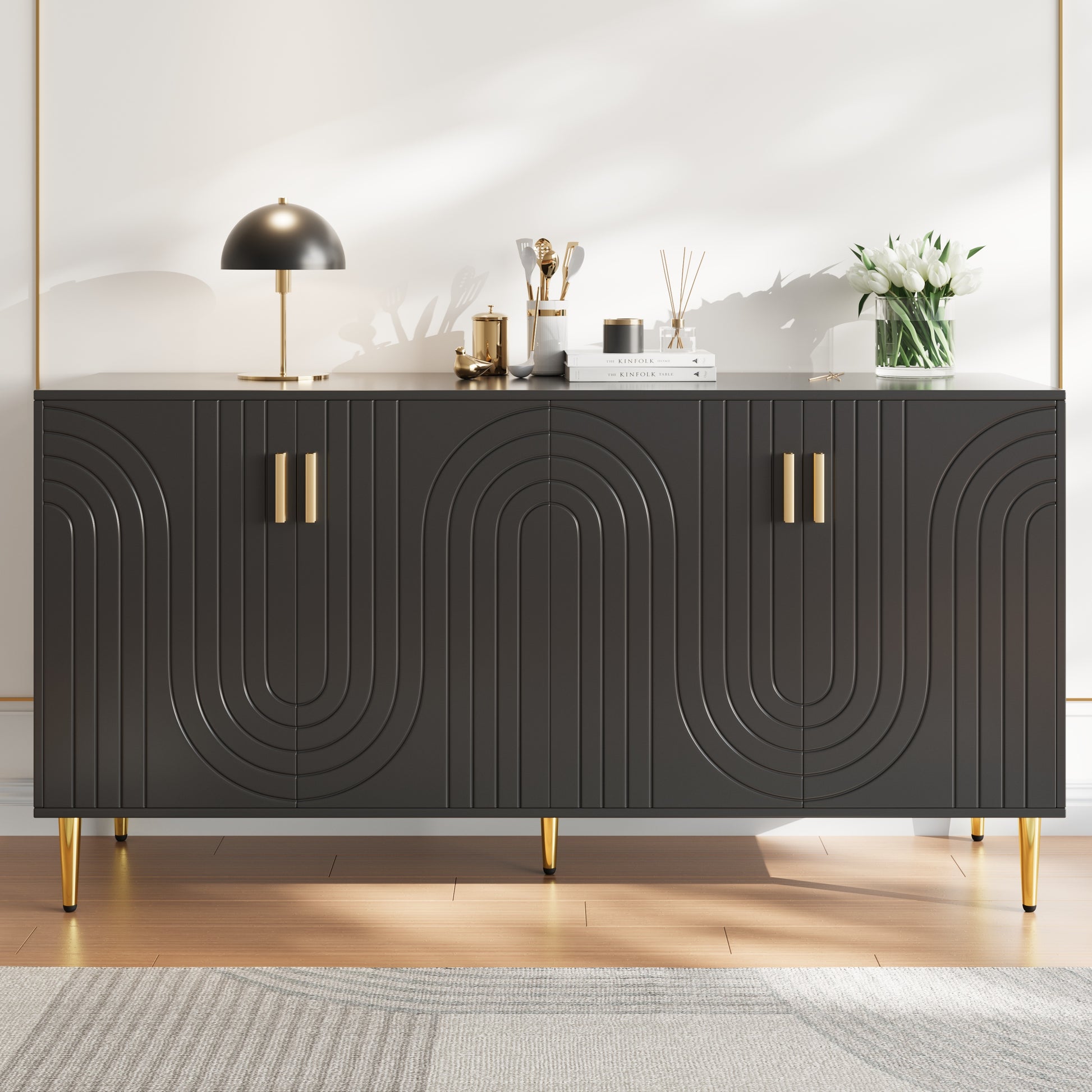 Gigab2b original image - Schwarzes Sideboard (152 x 40 x 75 cm) mit einzigartigem Wellendesign und goldenen Griffen und Füßen, das einen eleganten Essbereich schafft