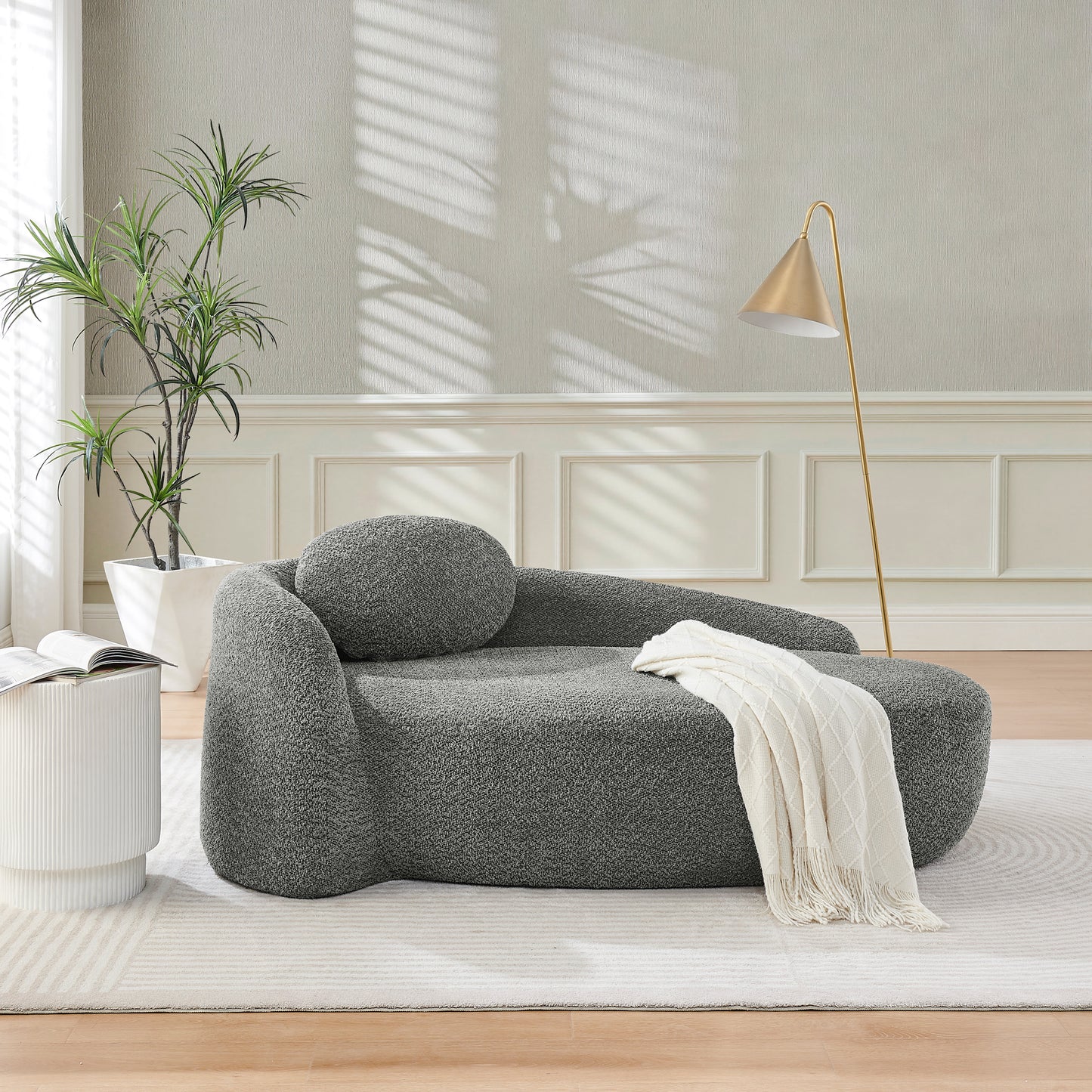 Minimalistisches Teddyfleece-Sofa mit abgerundetem Design, weich gepolsterte Couch mit Kissen, vielseitig einsetzbar für Wohnzimmer, Schlafzimmer und Studio,Gray